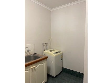 25 howe drive (13)