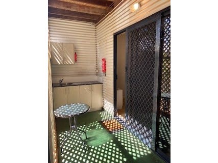 25 howe drive (14)