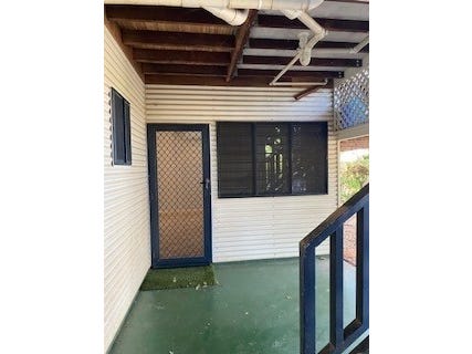 25 howe drive (17)