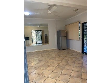 25 howe drive (19)